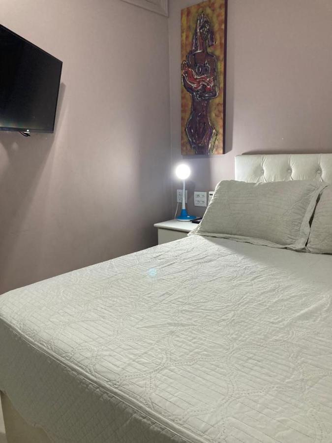 Em Copacabana Apartamento Mobiliado No Posto 6 Рио де Жанейро Екстериор снимка