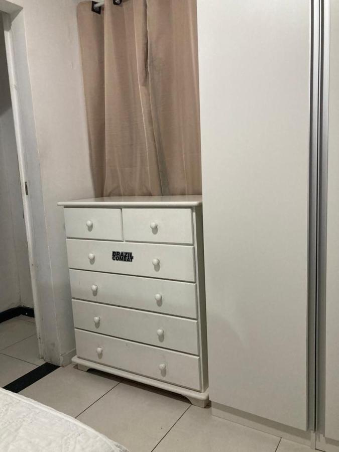 Em Copacabana Apartamento Mobiliado No Posto 6 Рио де Жанейро Екстериор снимка