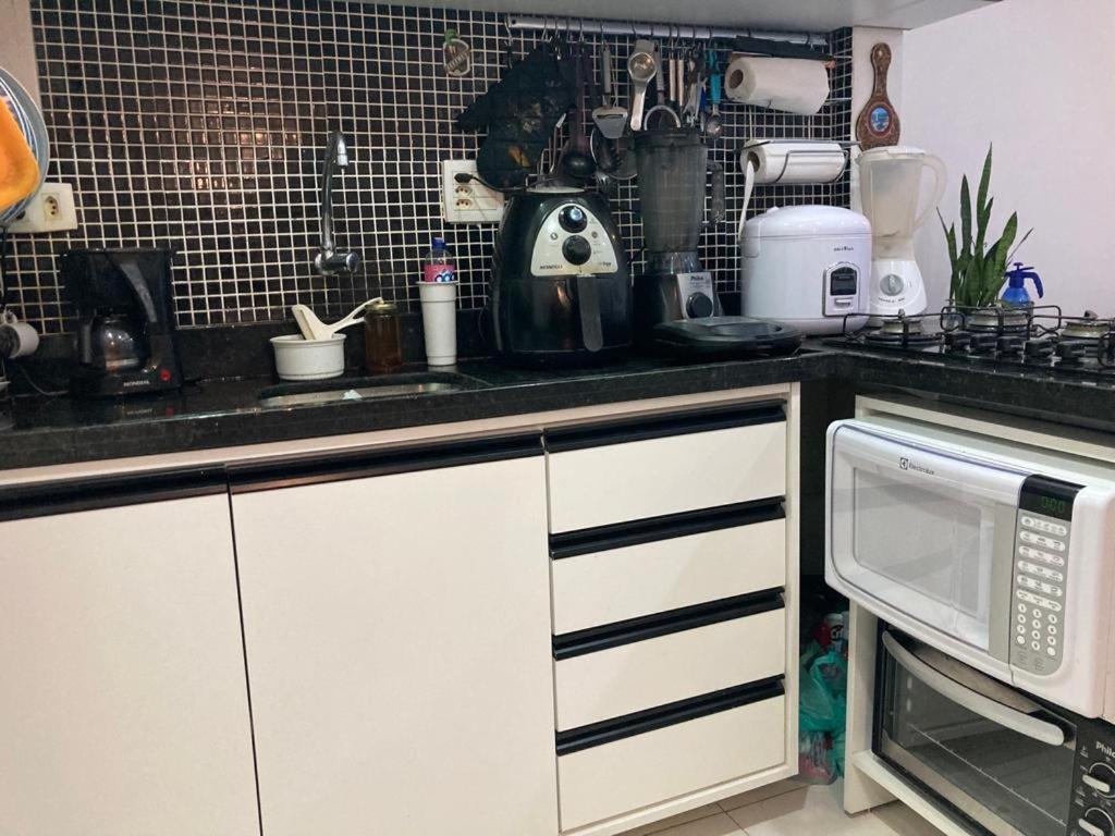 Em Copacabana Apartamento Mobiliado No Posto 6 Рио де Жанейро Екстериор снимка